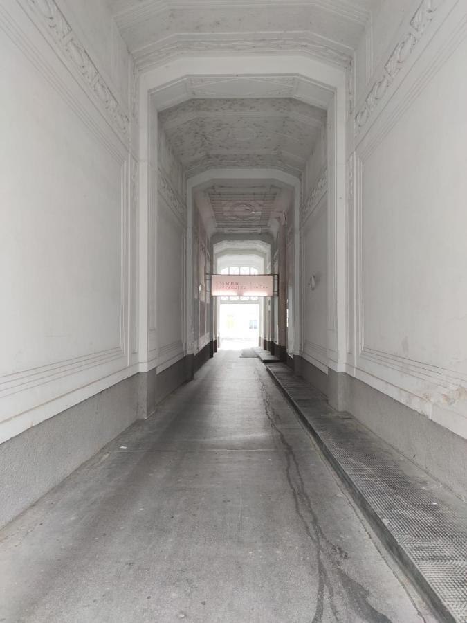 Royal Residence Haus des Meeres Vienne Extérieur photo